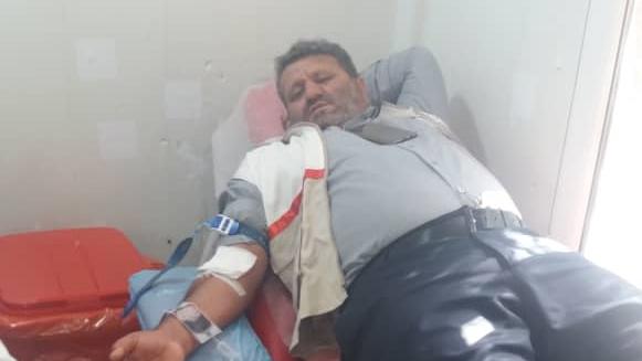 پرسنل و اعضای هلال‌احمر شوشتر خون خود را به نیازمندان اهدا کردند